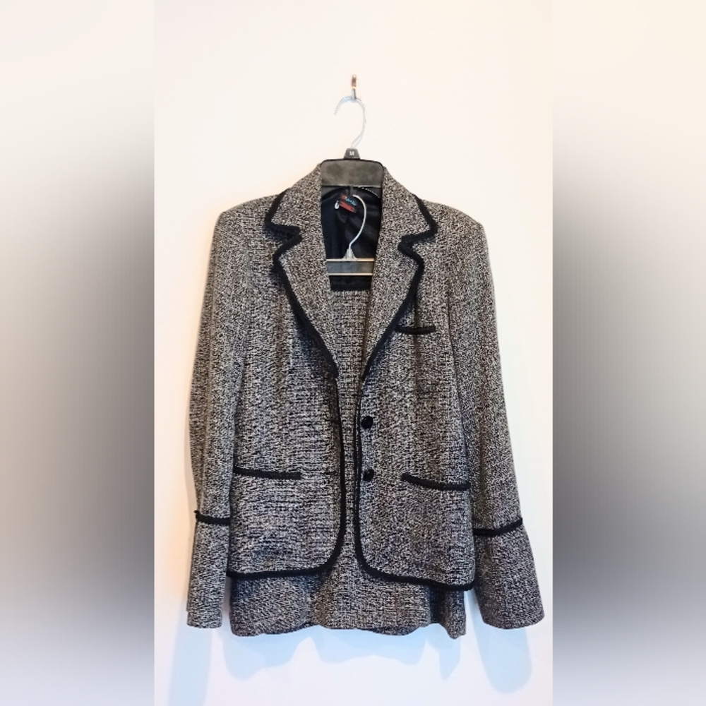 Women's Black and Gray 2 Piece Suit